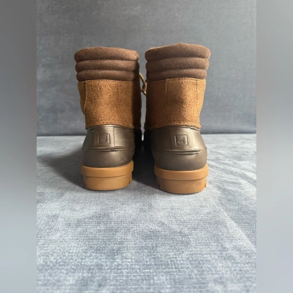 Sperry Avenue Duck Boots Men’s SZ 8 Rubber Lace Up Wool Outdoor Brown Hiking